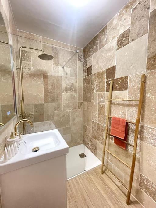 Chez Joan, Apt De Standing, 4 Prs, A 300M Des Plages アンティーブ エクステリア 写真
