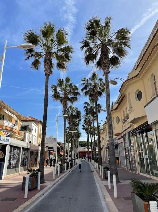 Chez Joan, Apt De Standing, 4 Prs, A 300M Des Plages アンティーブ エクステリア 写真